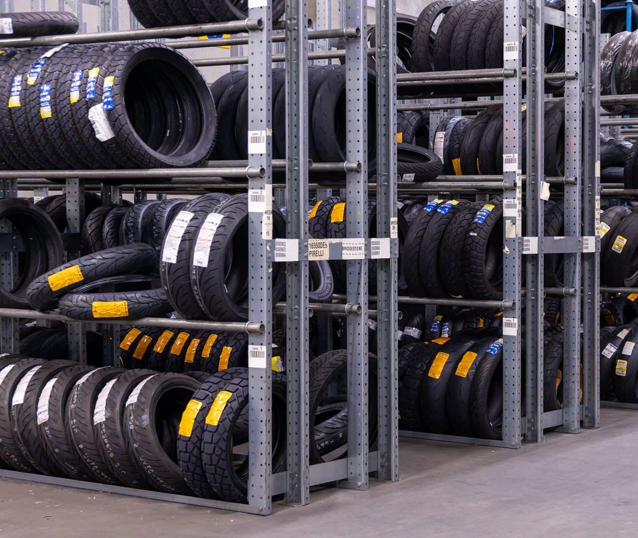 Breite Verfügbarkeit und schnelle Lieferung